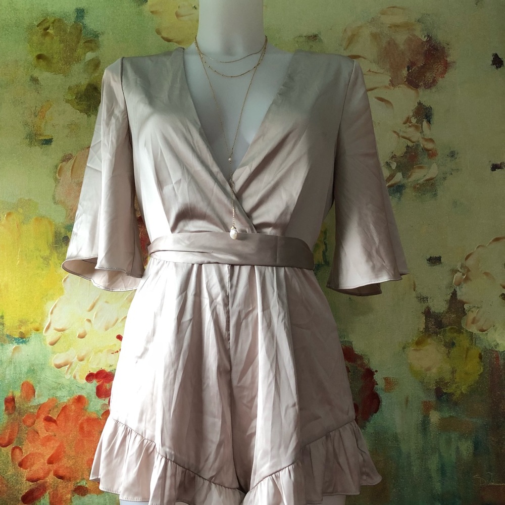 Cotton candy 🍭 romper. NWOT - Picture 4 of 8